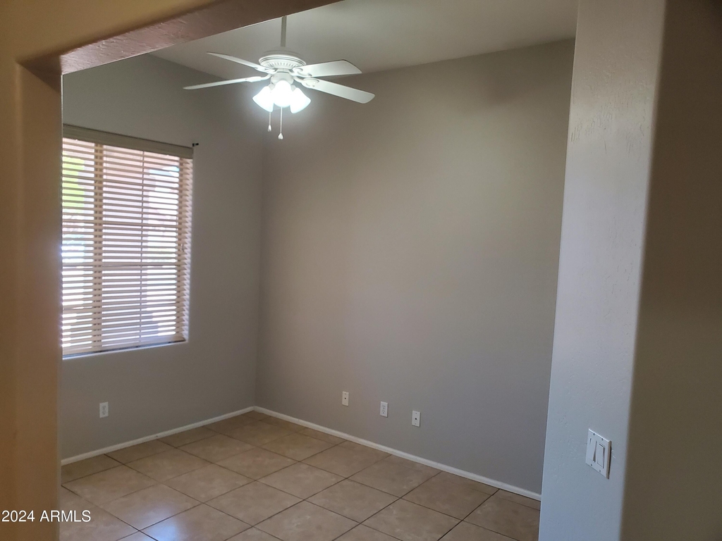 1507 S 171st Lane - Photo 5