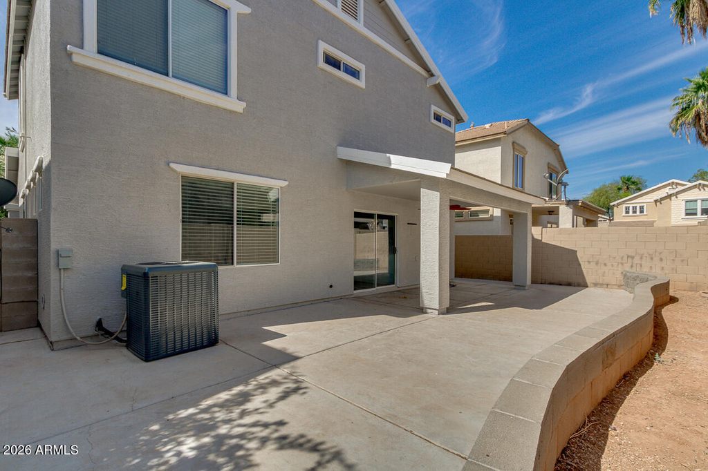 4230 E Windsor Drive - Photo 34