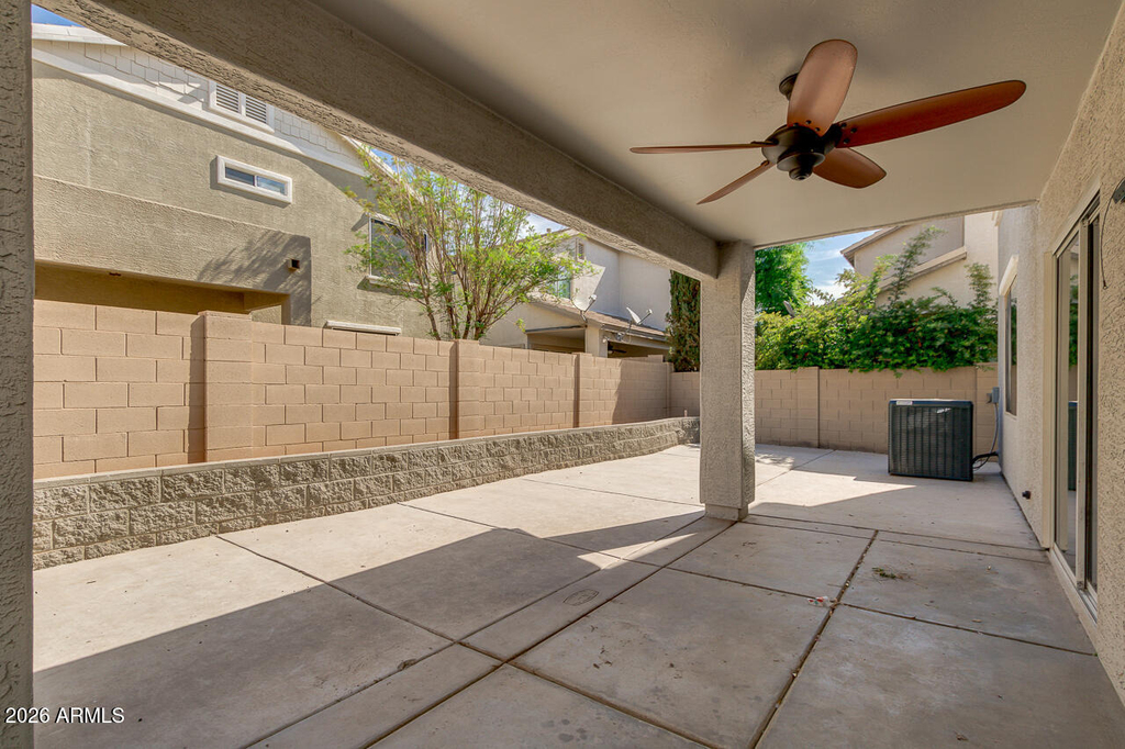4230 E Windsor Drive - Photo 33