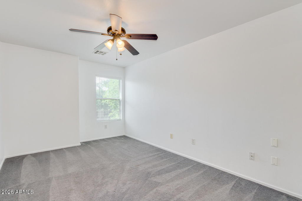 4230 E Windsor Drive - Photo 18