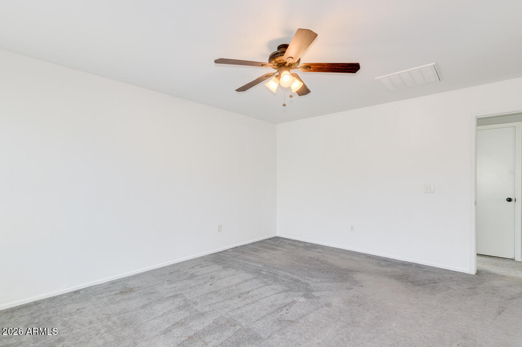 4230 E Windsor Drive - Photo 11