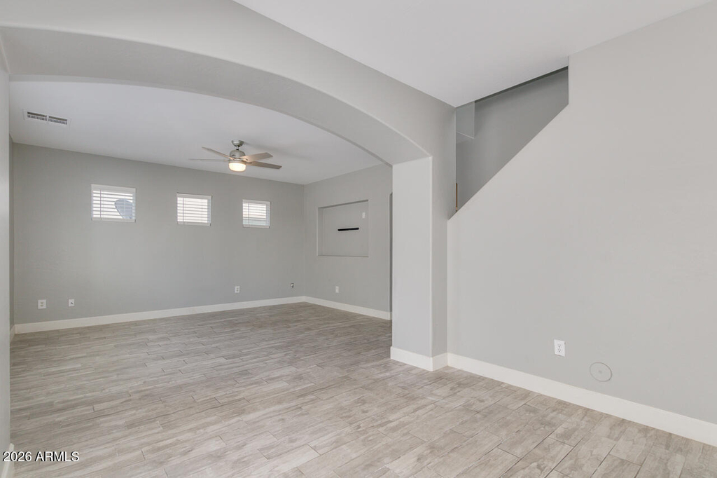 4230 E Windsor Drive - Photo 23