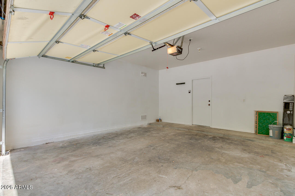 4230 E Windsor Drive - Photo 29