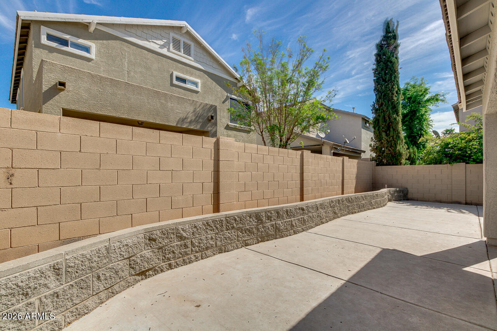 4230 E Windsor Drive - Photo 36
