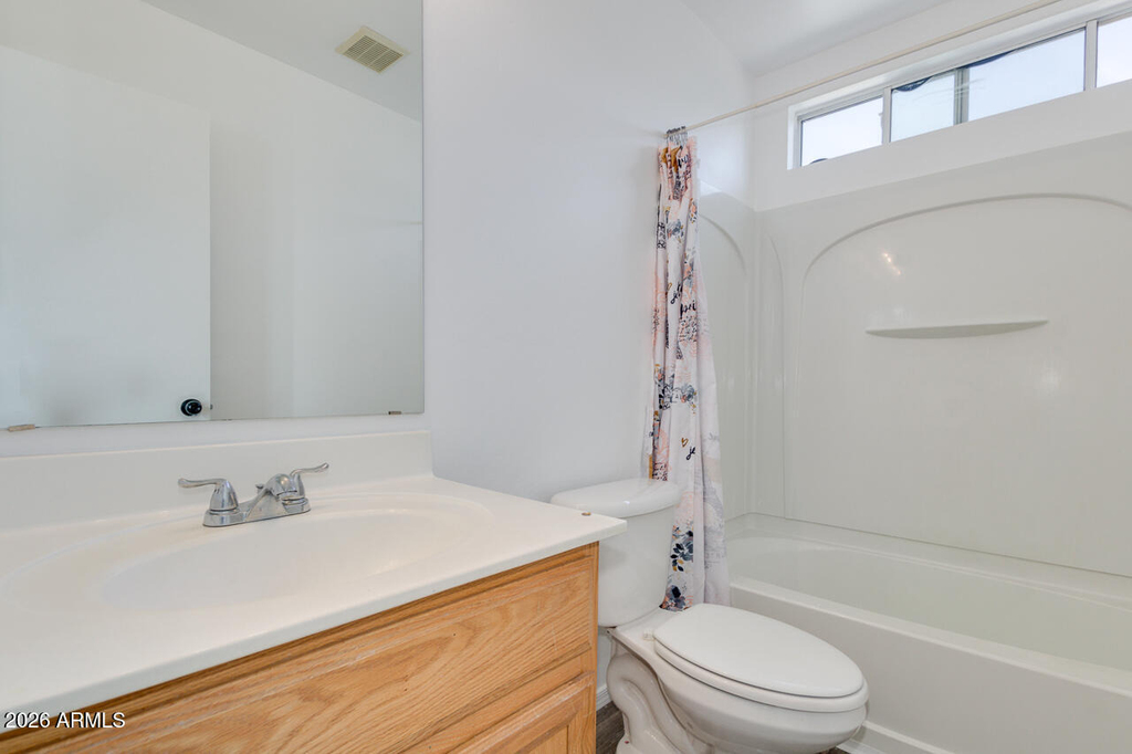 4230 E Windsor Drive - Photo 13