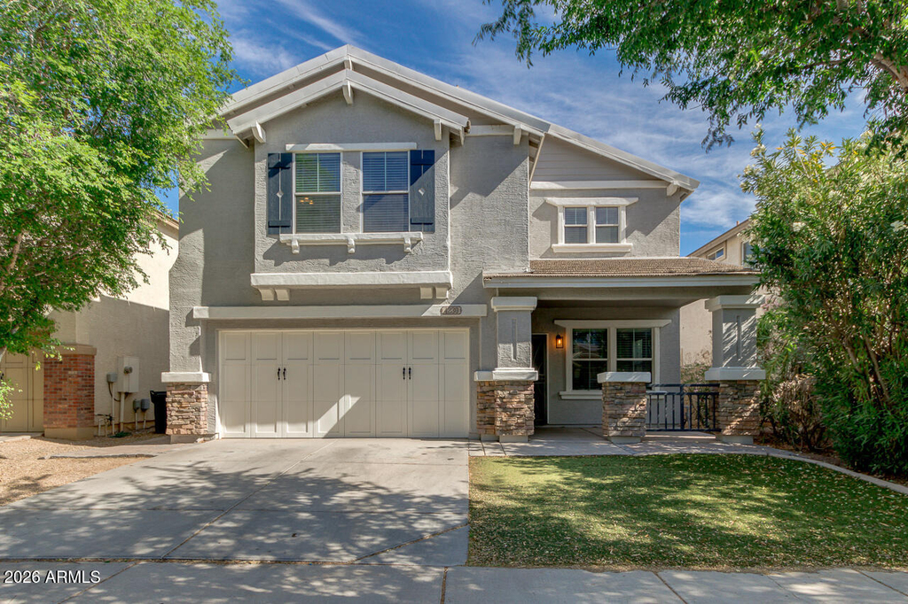 4230 E Windsor Drive - Photo 0