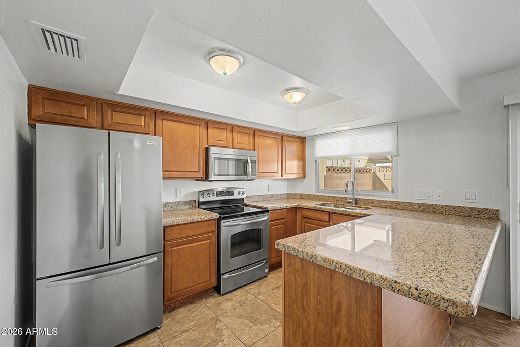 8510 E Montebello Avenue - Photo 2