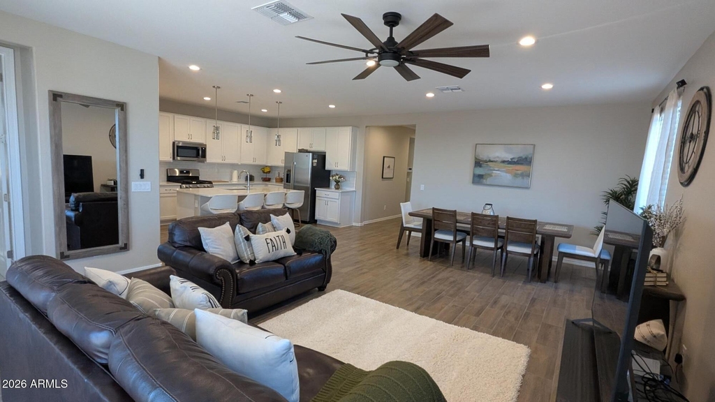 19605 W Cambridge Avenue - Photo 14