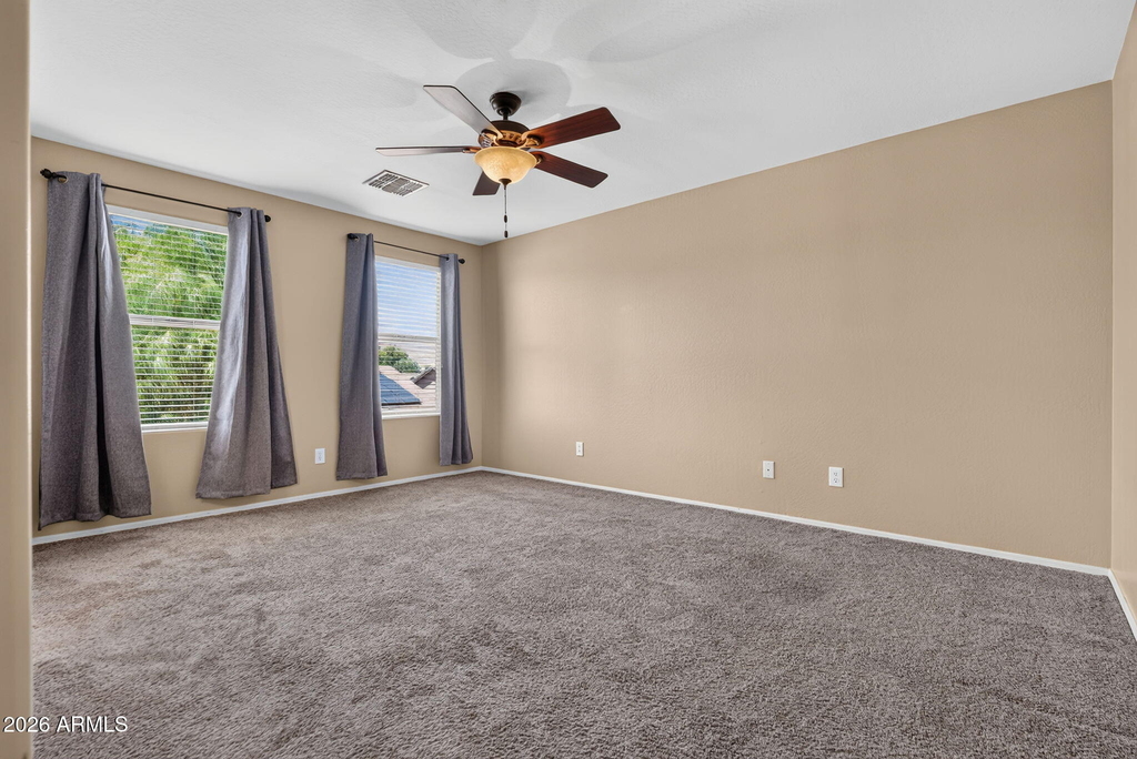 19296 W Adams Street - Photo 2