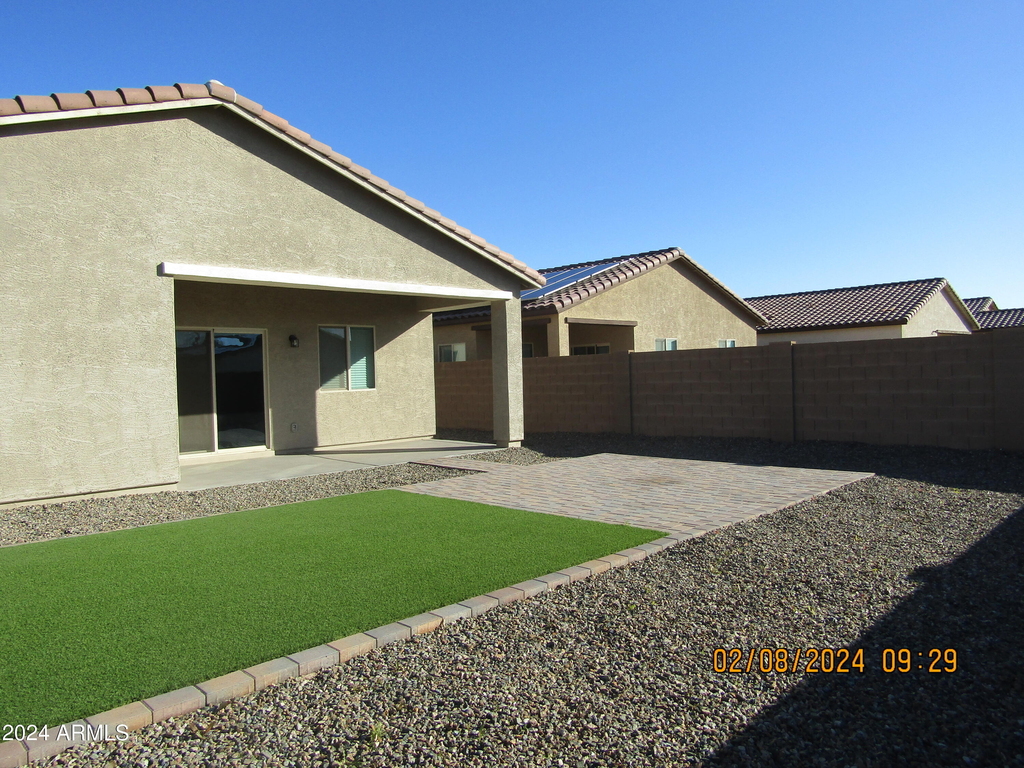 225 W Tropical Drive - Photo 11