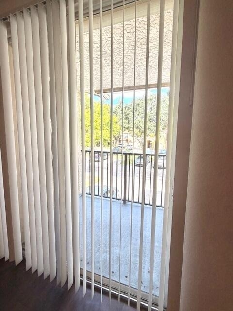 15155 Michelangelo Boulevard - Photo 10
