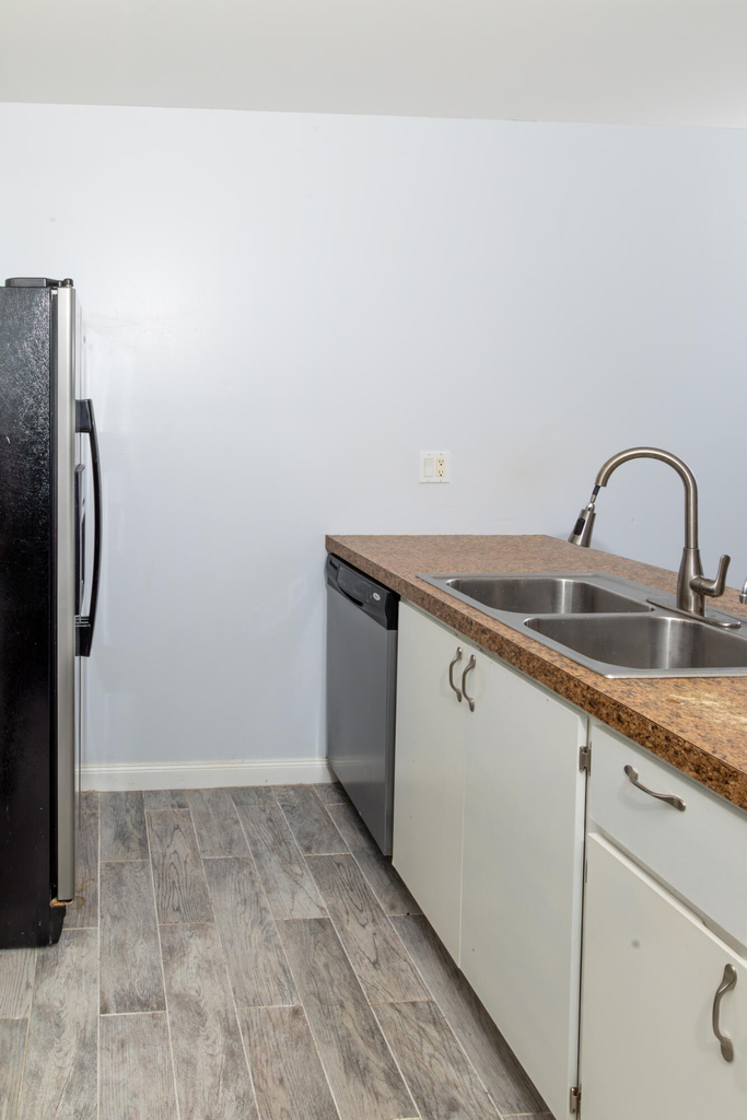 7406 74th Way - Photo 10