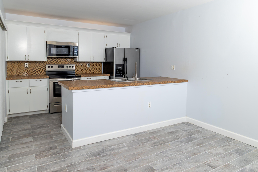 7406 74th Way - Photo 7