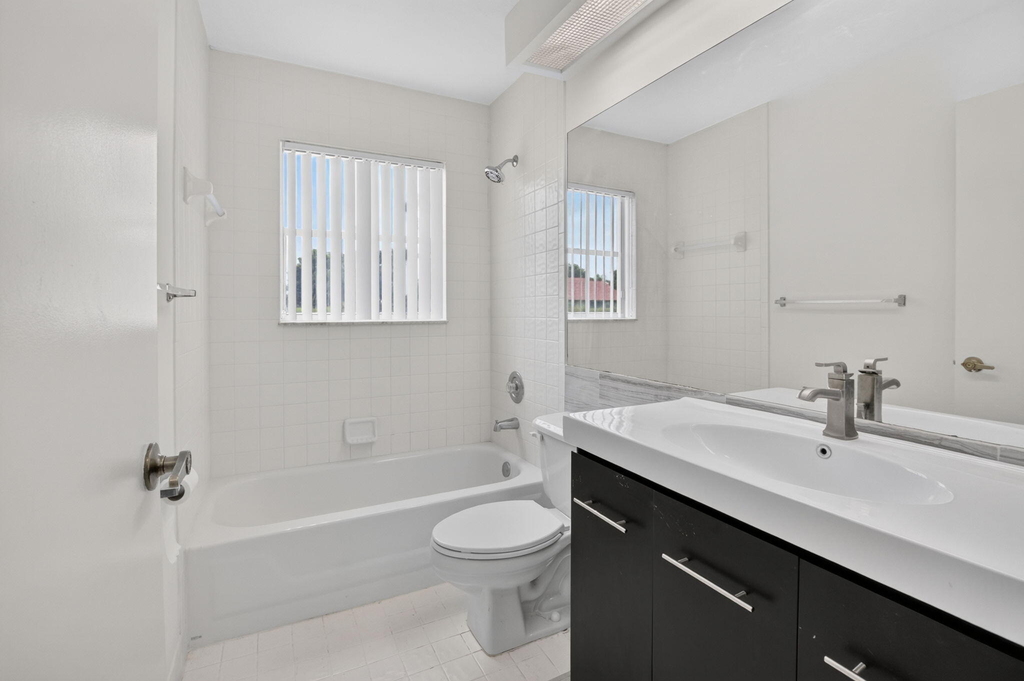 15415 Summer Lake Drive - Photo 16