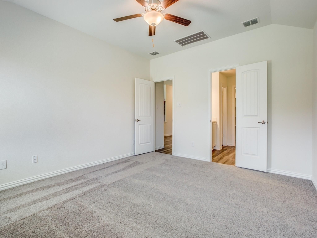 213 Cedar Canyon Drive - Photo 5