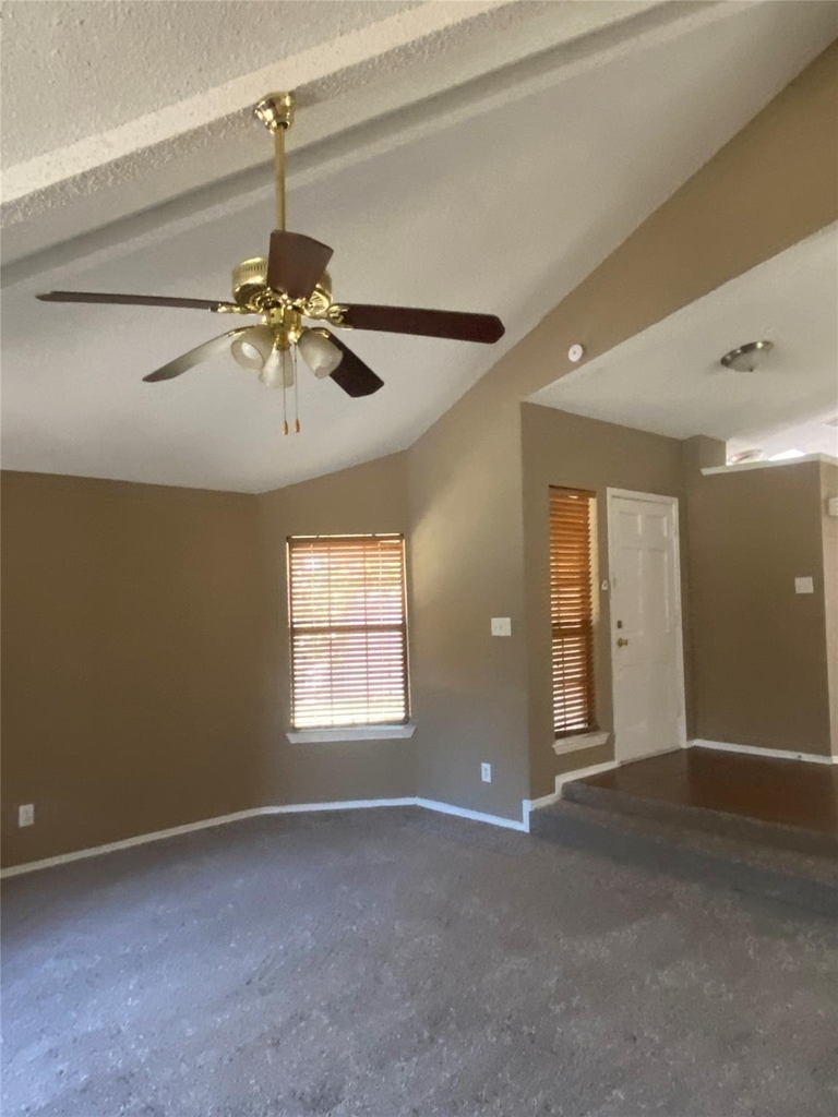 4370 Ashley Lane - Photo 4
