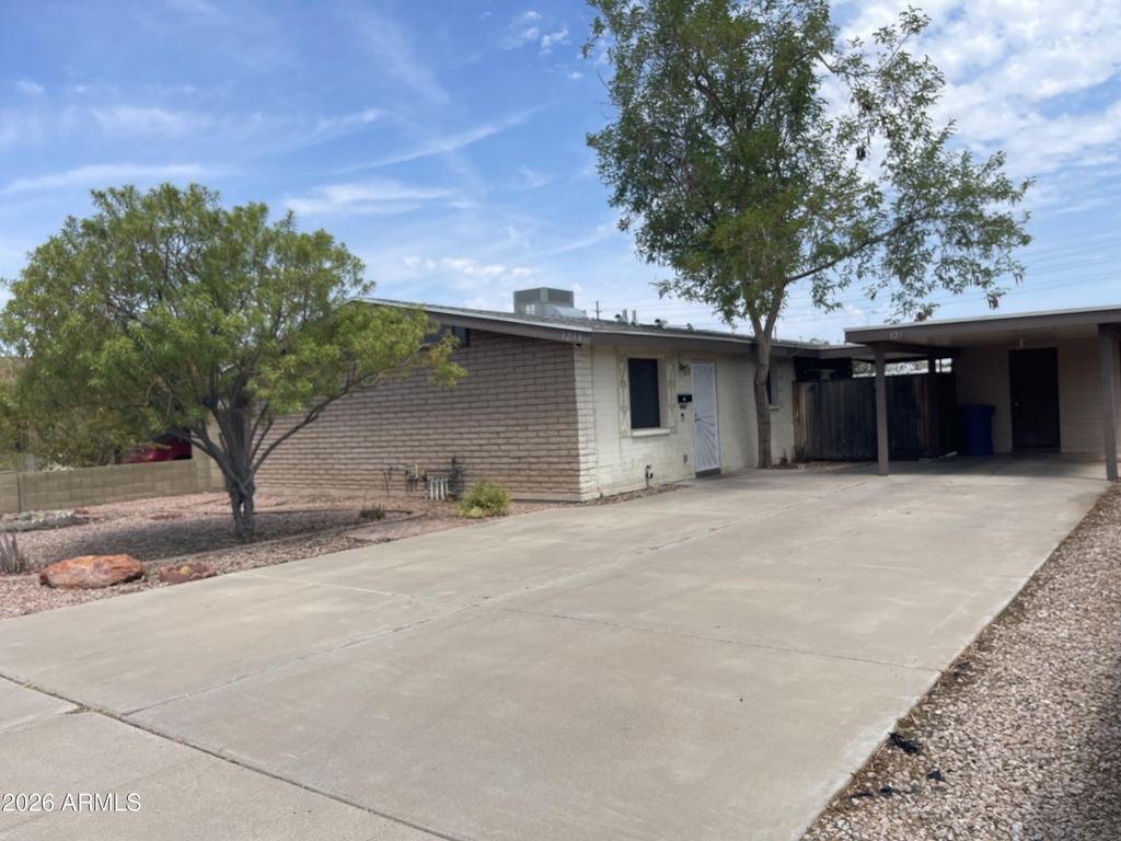 1238 W Malibu Drive - Photo 3