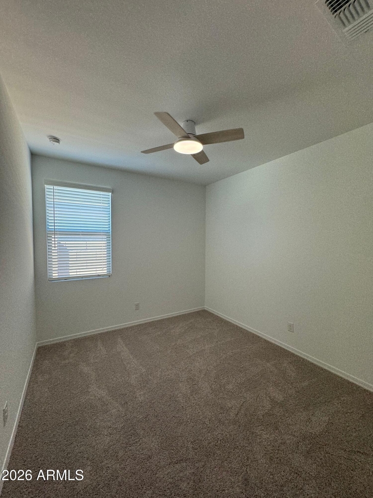 7606 W Smoketree Drive - Photo 8
