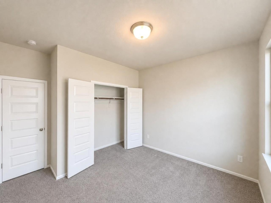 5601 Portola Lane - Photo 10