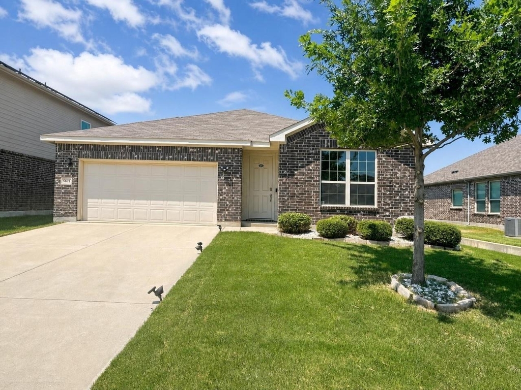 5601 Portola Lane - Photo 1