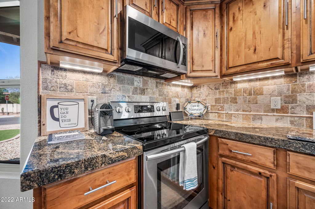 3659 W Elgin Street - Photo 18