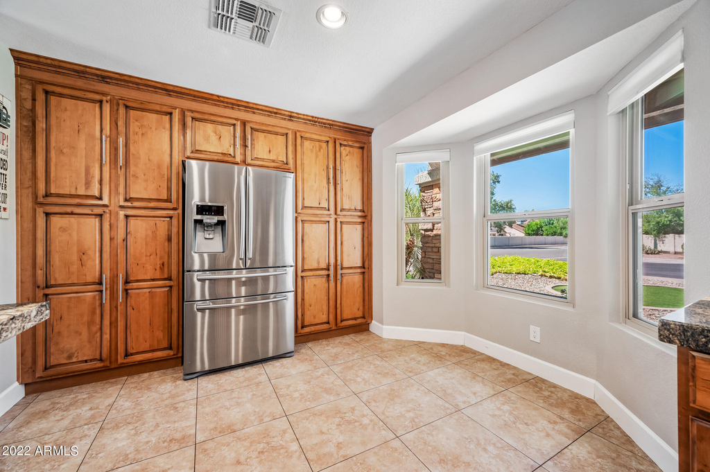 3659 W Elgin Street - Photo 21