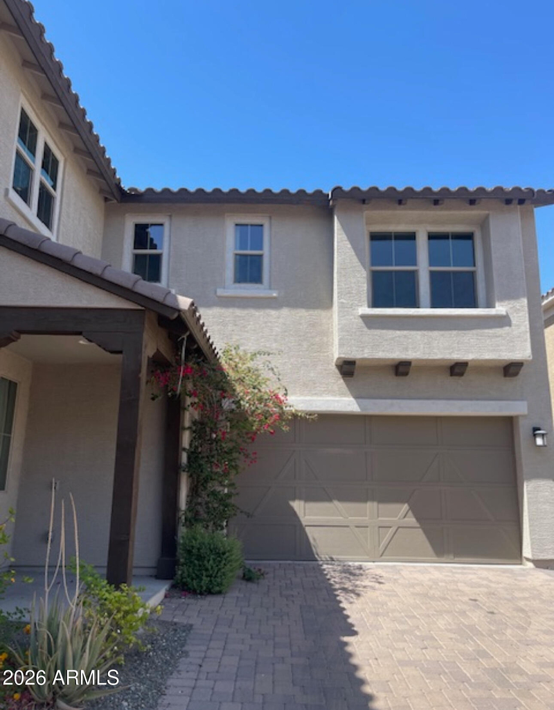 17132 N 9th Place - Photo 1
