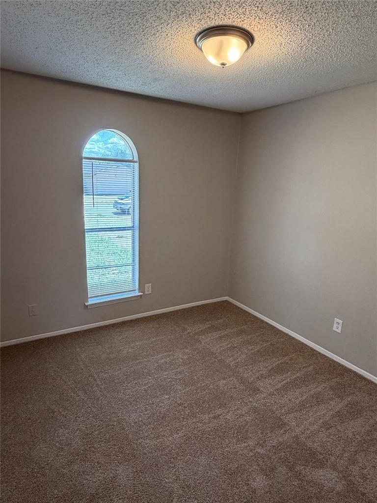 1803 Wickersham Drive - Photo 10