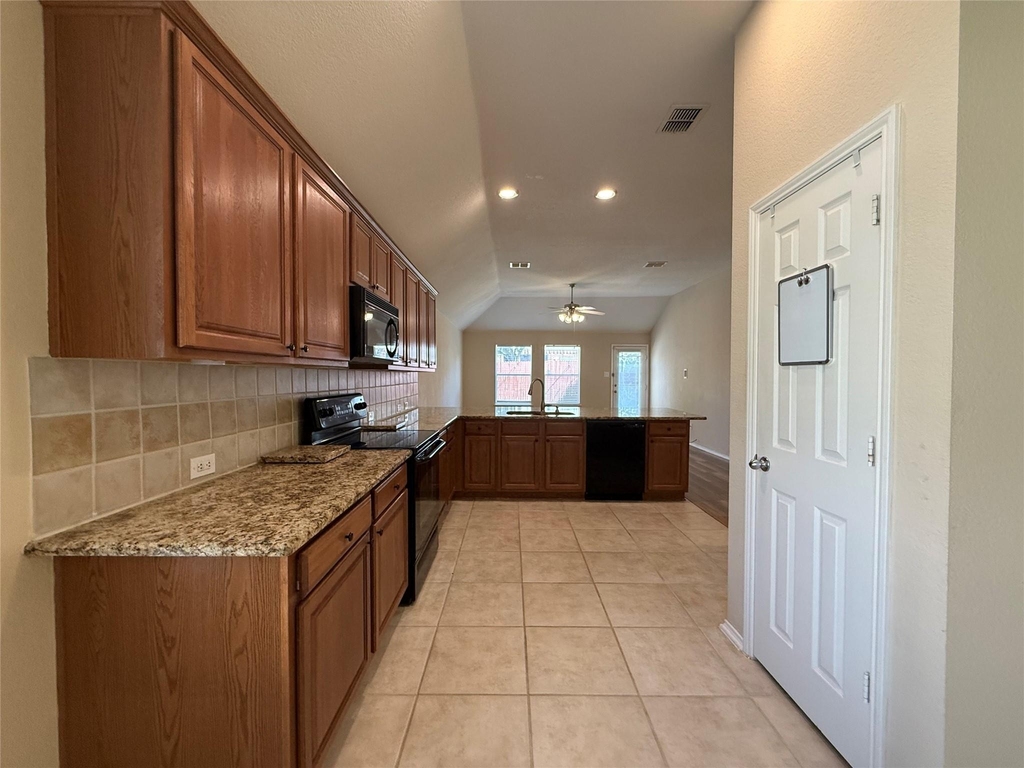 3605 Cottonwood Road - Photo 2