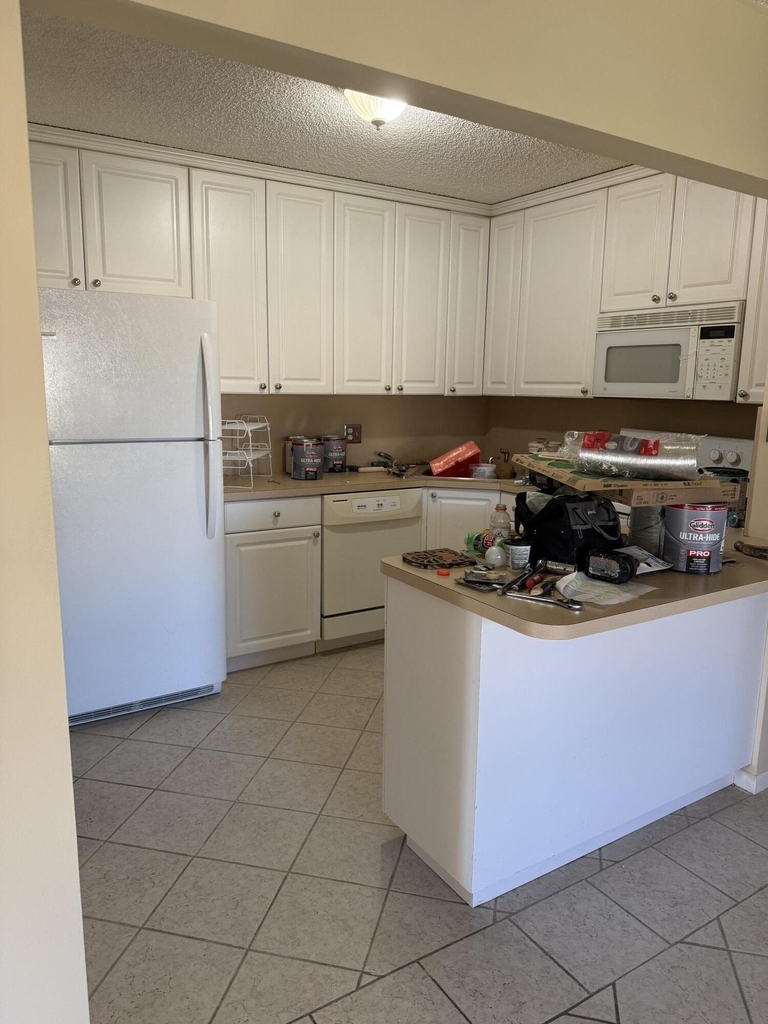 211 Pine Hov Circle - Photo 3