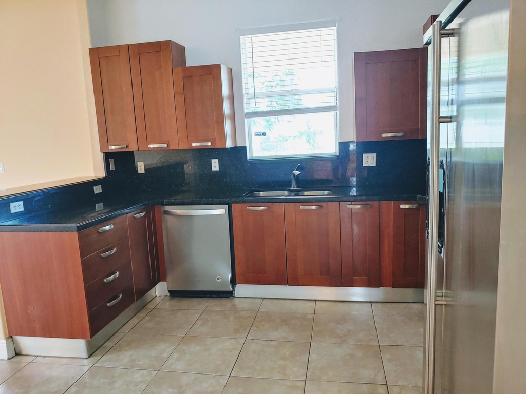 2449 Sw Savage Boulevard - Photo 8