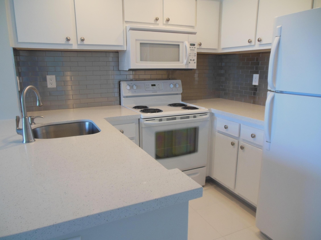 728 Executive Center Drive - Photo 1