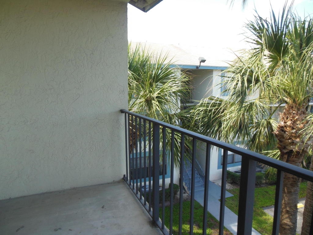 728 Executive Center Drive - Photo 15