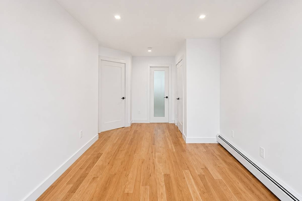 41 DE Sales Place - Photo 2