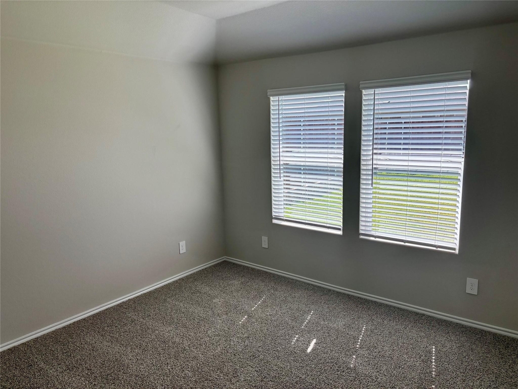 1612 Tin Roof Road - Photo 5