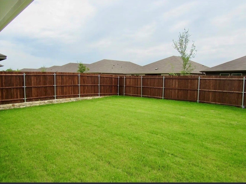 1612 Tin Roof Road - Photo 14
