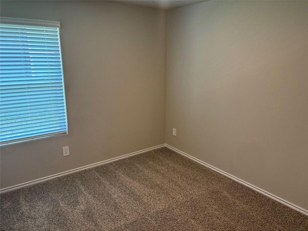 1612 Tin Roof Road - Photo 9