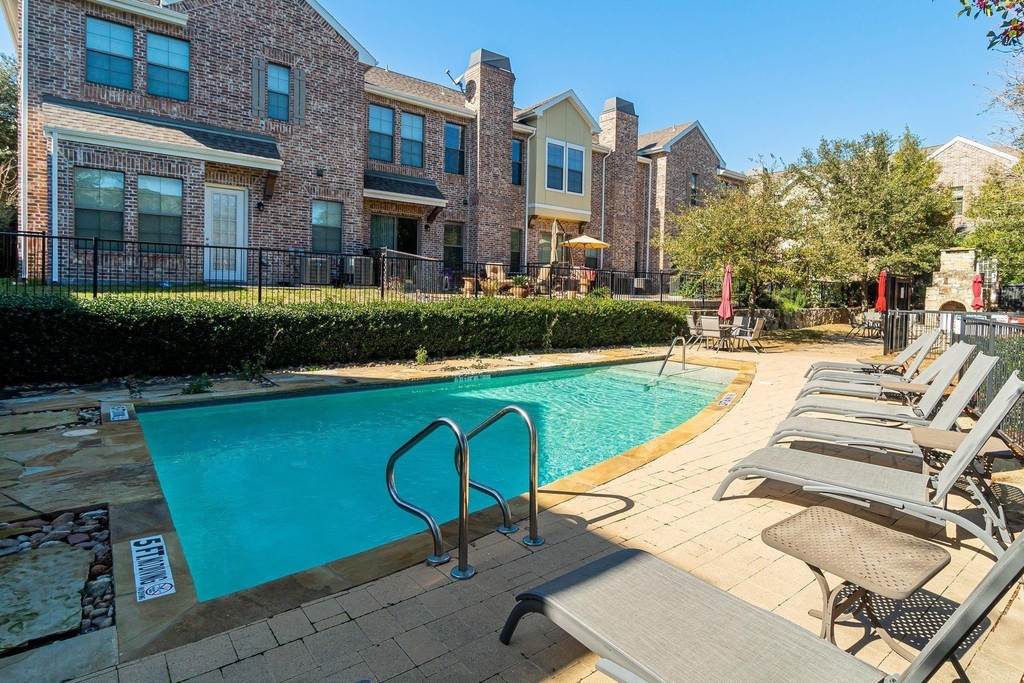 2016 Azure Pointe - Photo 21