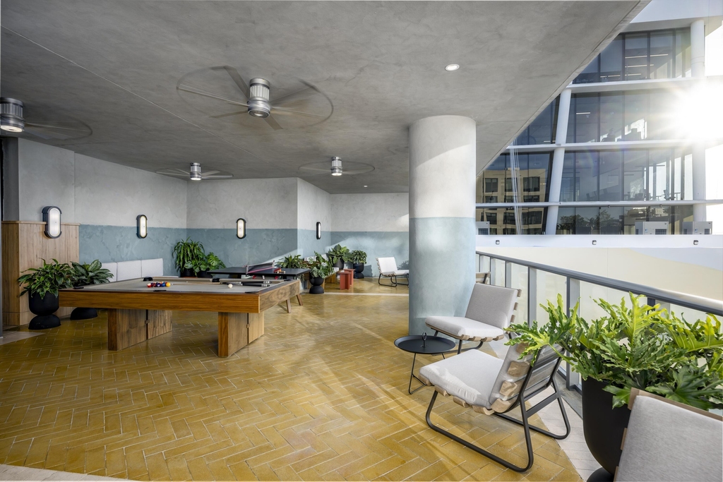 286 Nw 29th Street - Photo 4
