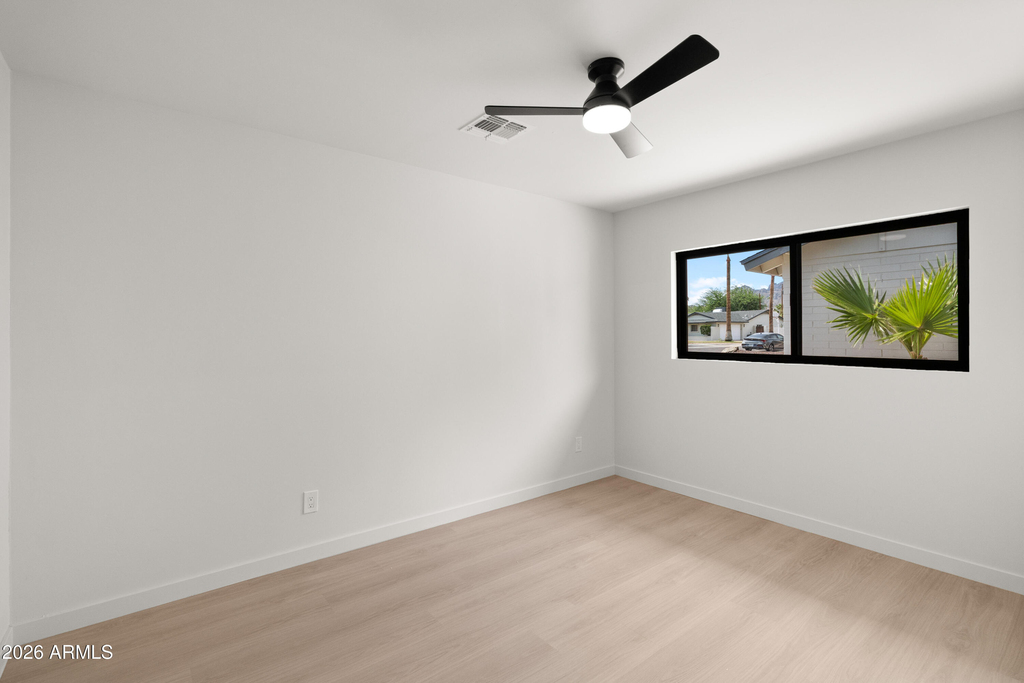 10010 N 29th Street - Photo 14