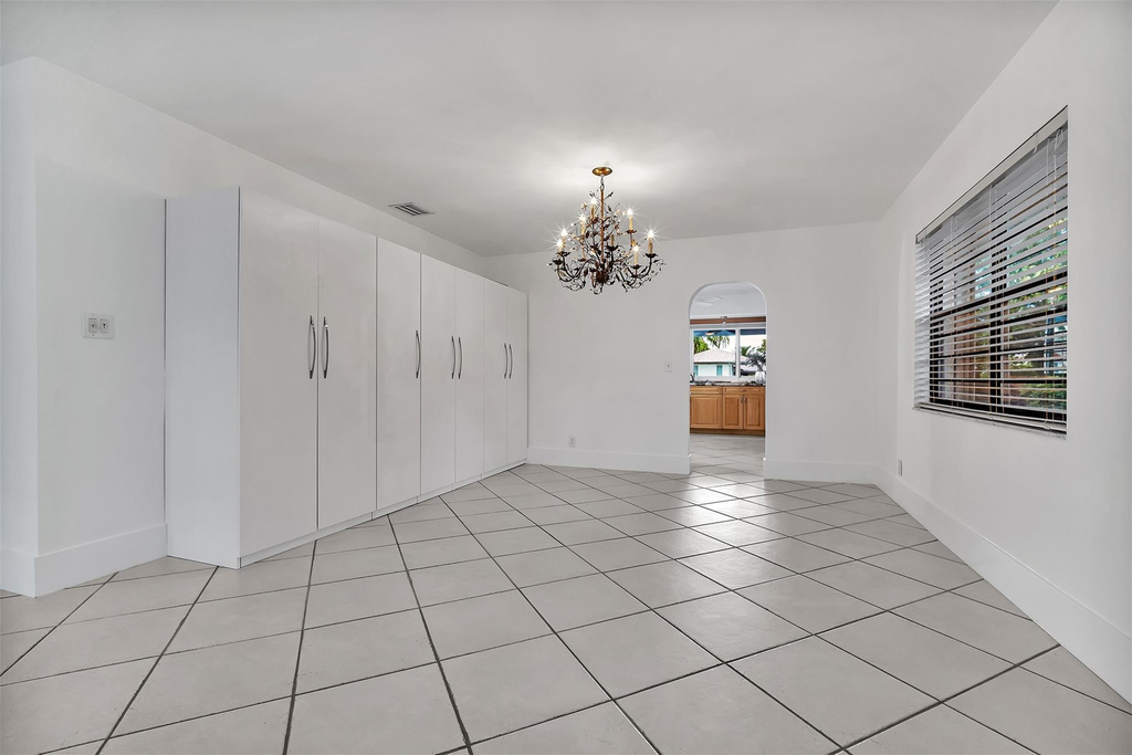 2427 Sea Island Drive - Photo 14