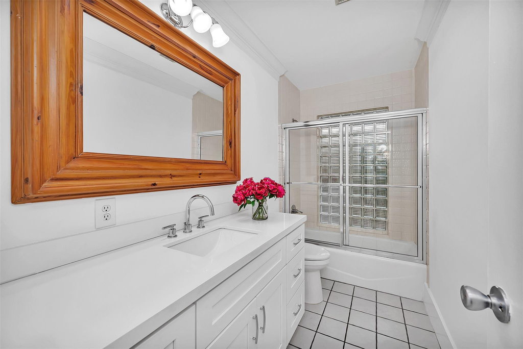 2427 Sea Island Drive - Photo 29