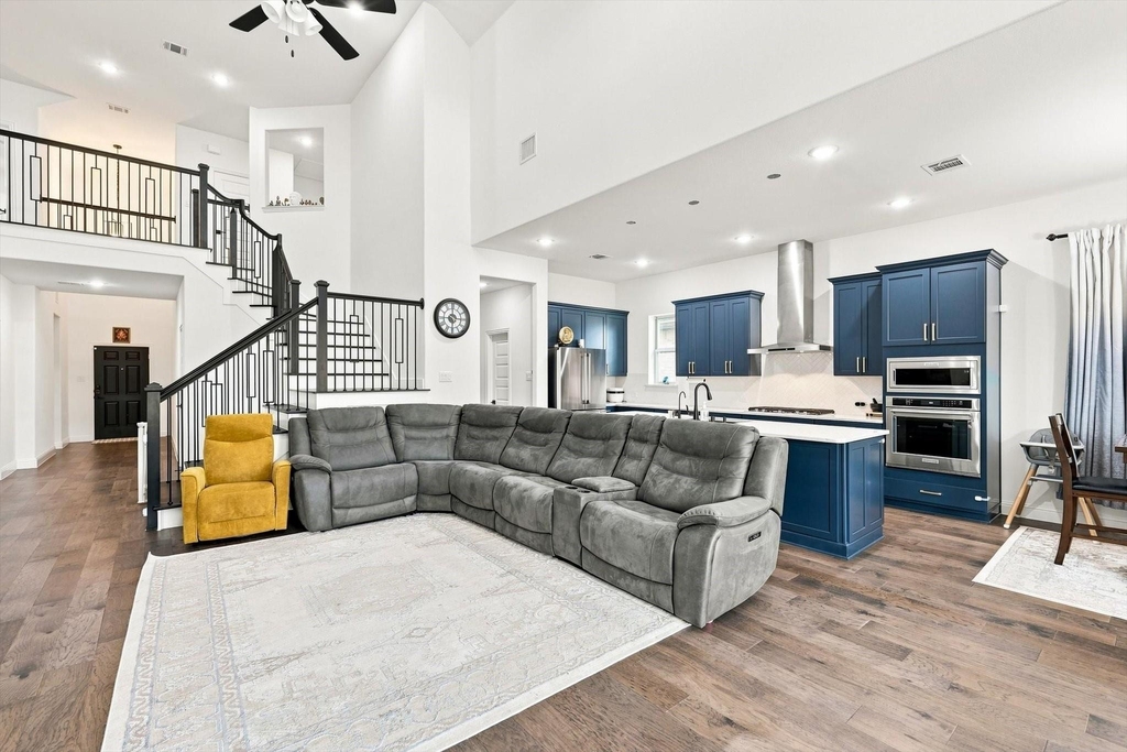 1717 Canals Drive - Photo 6