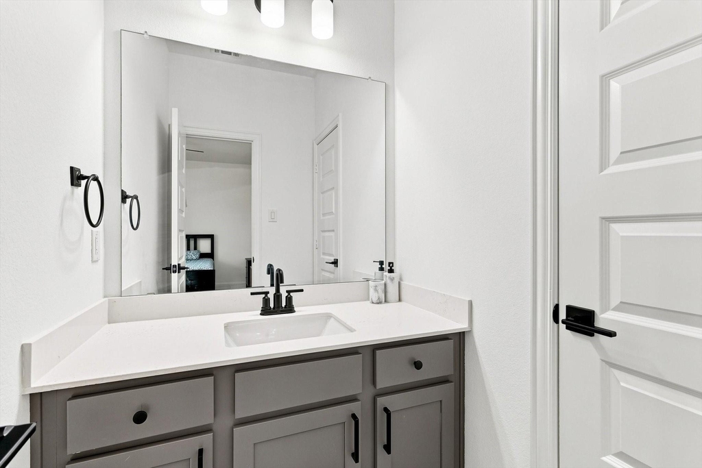 1717 Canals Drive - Photo 22