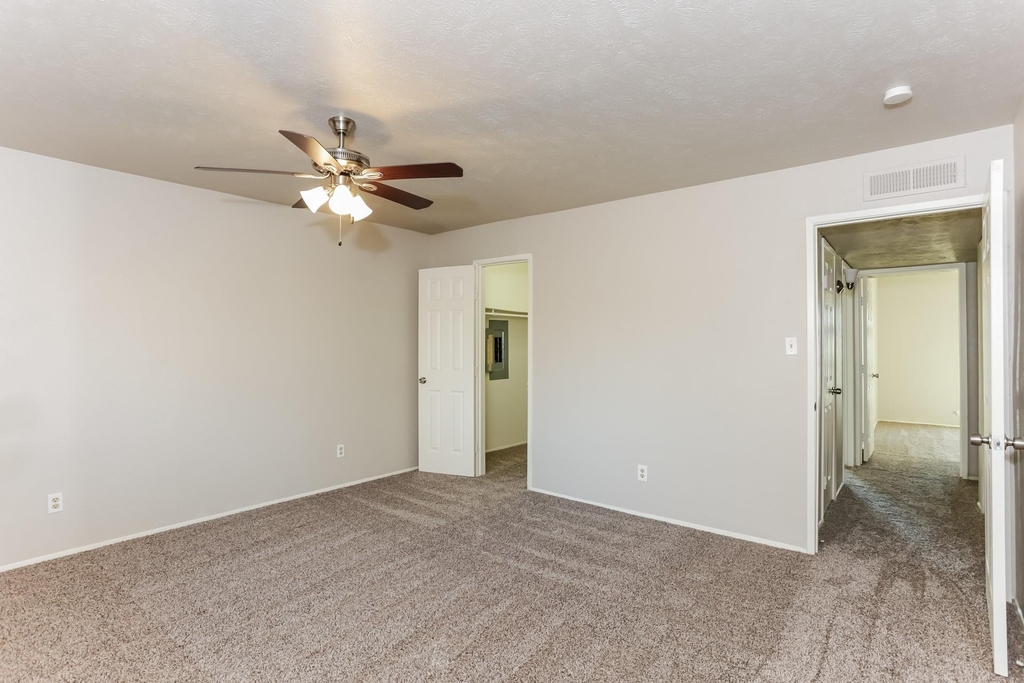 1206 California Trail - Photo 8