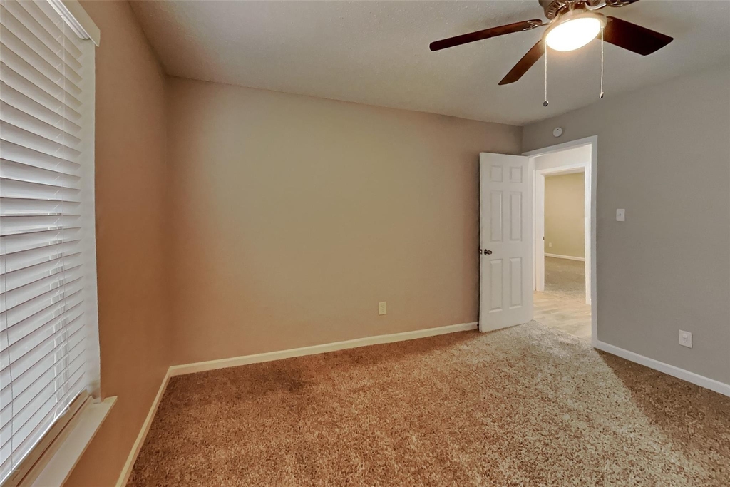 3413 Castle Rock Lane - Photo 11