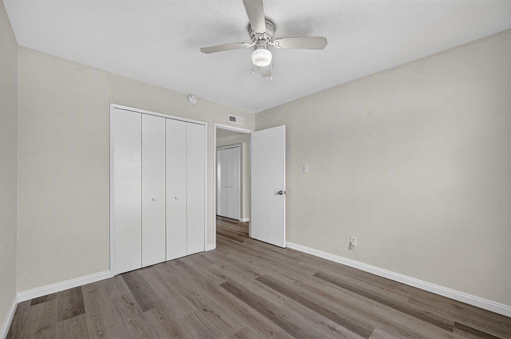 517 Willow Oak Street - Photo 12