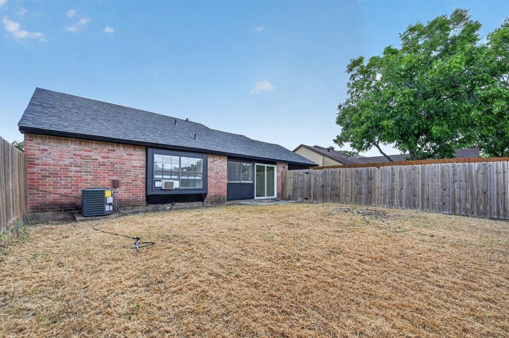 517 Willow Oak Street - Photo 18