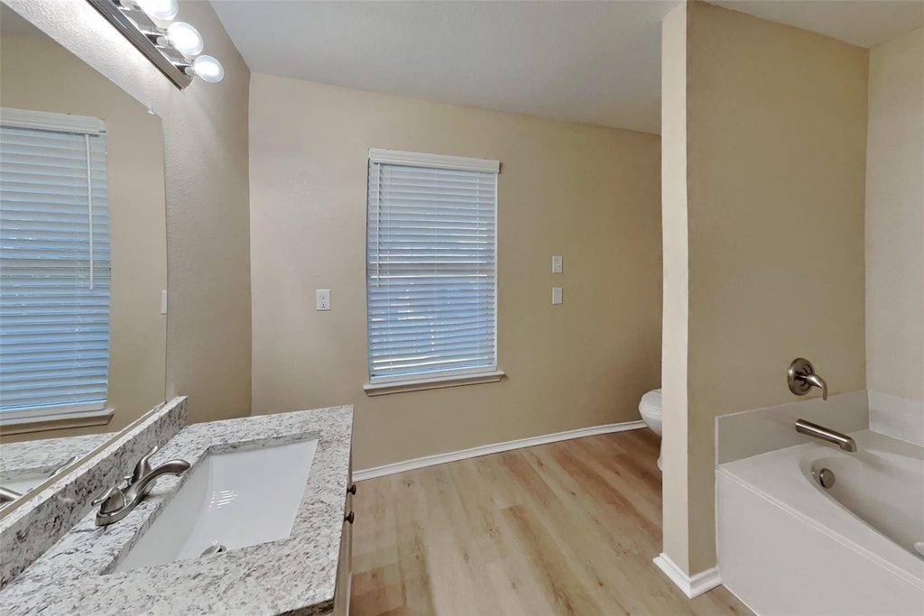 616 Destin Drive - Photo 8