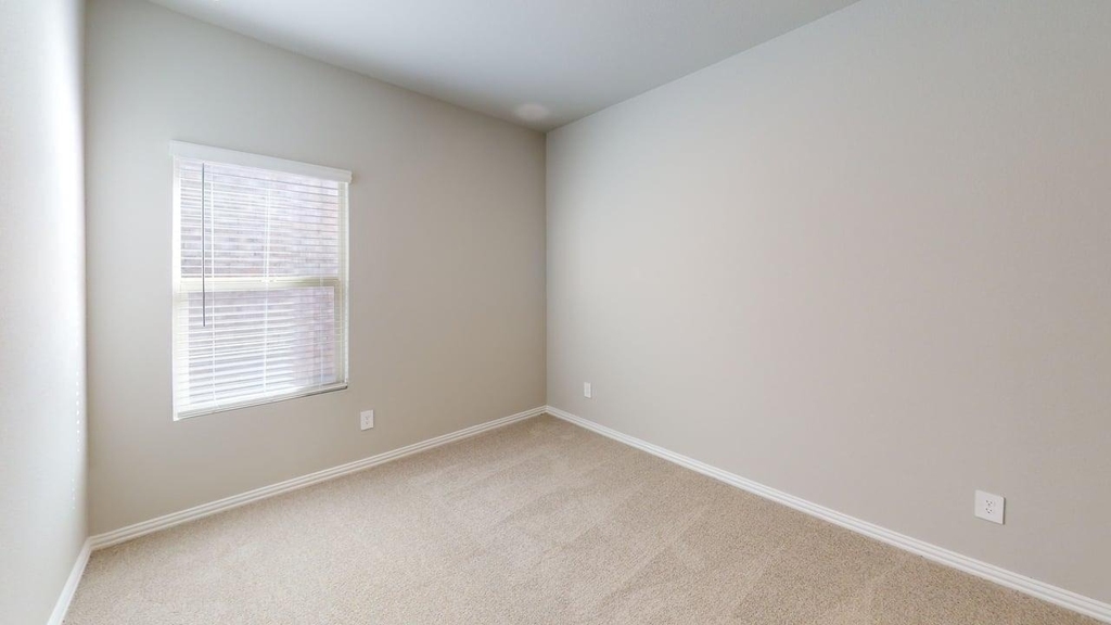505 Blanton Street - Photo 10